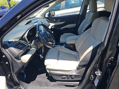 Used 2023 Subaru Ascent Limited w/ Technology Package AWD/4WD image 8