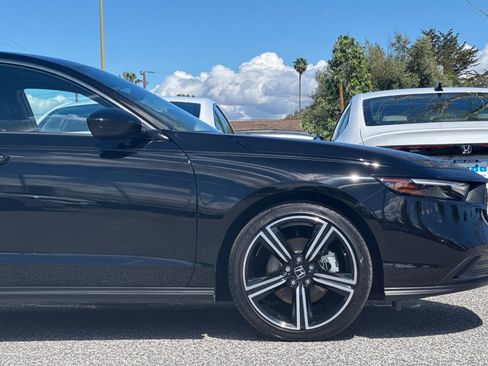 Used 2024 Honda Accord Sport image 34