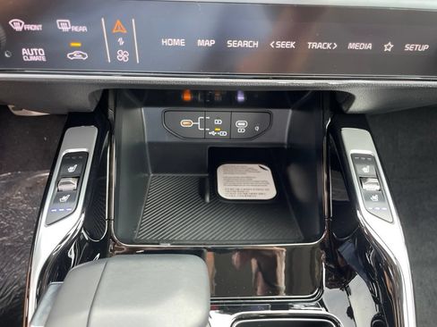 New 2026 Kia Sorento SX AWD/4WD image 23