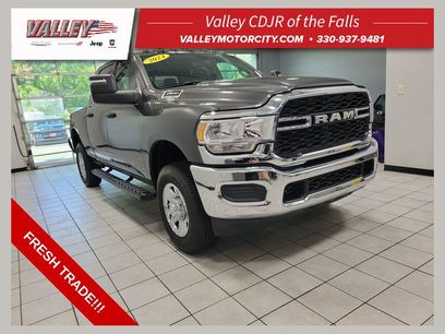 Used 2024 RAM 2500 Tradesman w/ Chrome Appearance Group