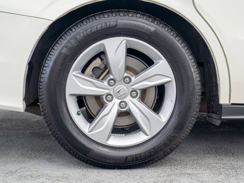 Used 2019 Honda Odyssey EX-L image 14