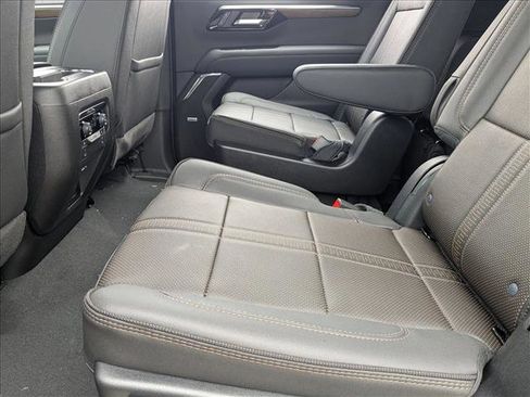 New 2026 Chevrolet Suburban High Country w/ Sun And Tow Package image 15