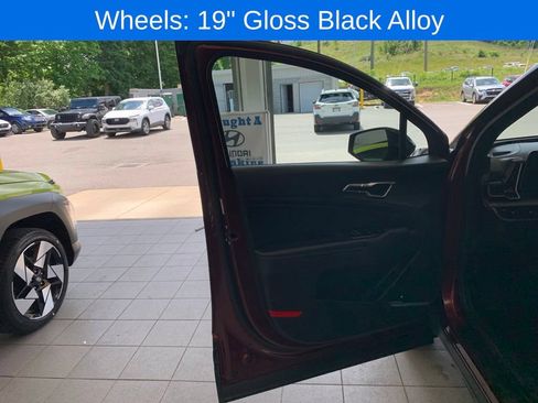 Used 2023 Kia Sportage X-Line AWD/4WD image 10