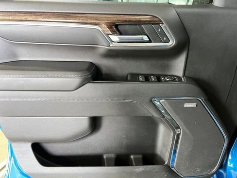 Used 2022 GMC Sierra 1500 Elevation w/ Elevation Premium Package image 13