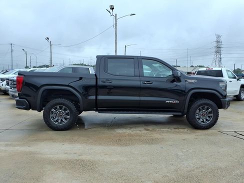 New 2026 GMC Sierra 1500 AT4X AWD/4WD image 8