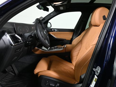 New 2026 BMW X5 xDrive40i w/ Premium Package AWD/4WD image 3