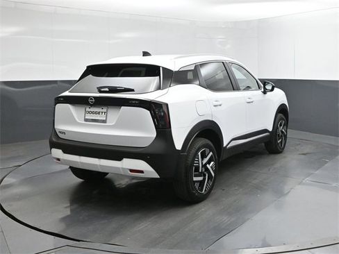 New 2026 Nissan Kicks SV image 11