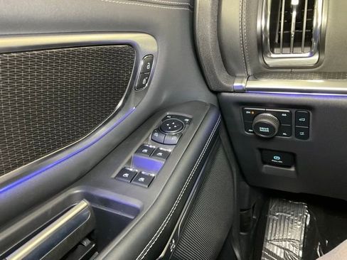 New 2025 Ford Expedition Platinum w/ Stealth Performance Package image 22