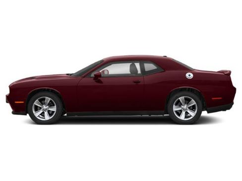 Used 2019 Dodge Challenger SXT RWD image 19