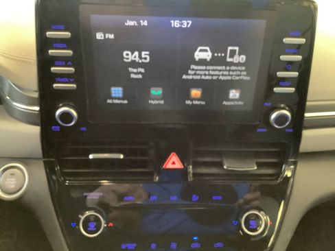 Used 2020 Hyundai Ioniq Blue image 11