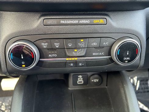 Used 2025 Ford Escape Active AWD/4WD image 21