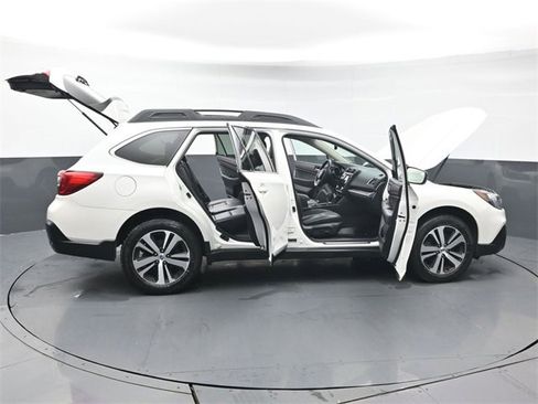 Used 2019 Subaru Outback 2.5i Limited image 52
