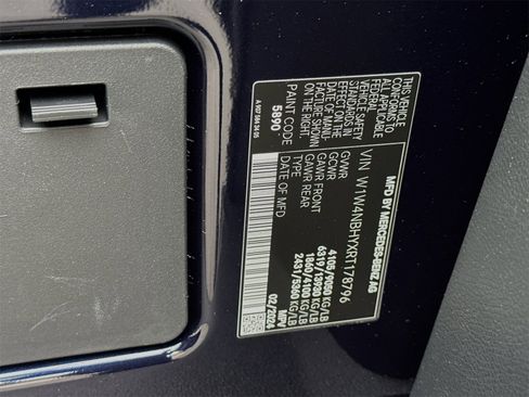 Used 2024 Mercedes-Benz Sprinter 144 Cargo image 34