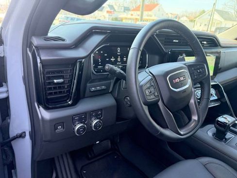 Used 2025 GMC Sierra 1500 AT4 w/ AT4 Premium Package image 25