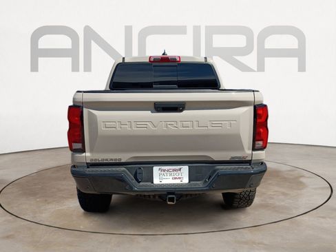 Used 2026 Chevrolet Colorado ZR2 AWD/4WD image 9