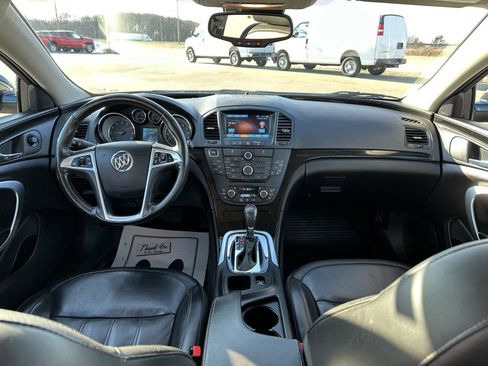 Used 2013 Buick Regal Premium image 16