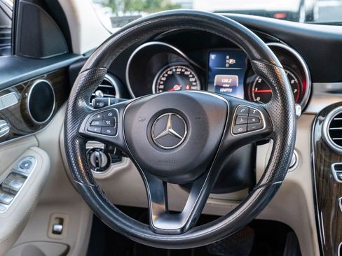 Used 2015 Mercedes-Benz C 300 Sedan image 25