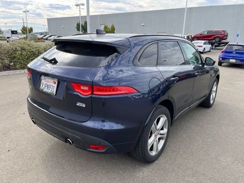 Used 2018 Jaguar F-PACE R-Sport AWD/4WD image 4