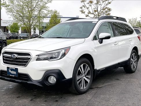 Used 2018 Subaru Outback 2.5i Limited AWD/4WD image 15