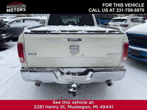 Used 2017 RAM 1500 Laramie AWD/4WD image 6