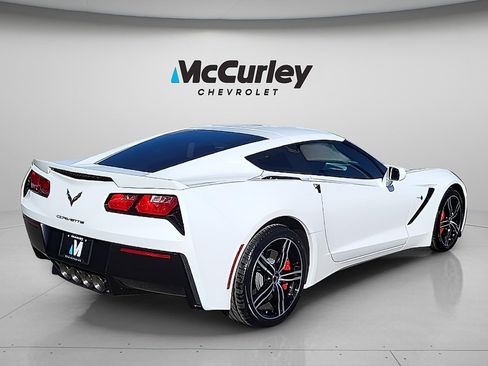 Used 2016 Chevrolet Corvette Stingray Coupe w/ 2LT Preferred Equipment Group RWD image 7