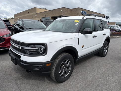 Used 2023 Ford Bronco Sport Badlands AWD/4WD image 3