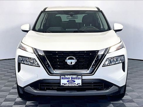 Used 2023 Nissan Rogue SV AWD/4WD image 3