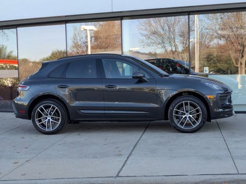 New 2026 Porsche Macan image 8