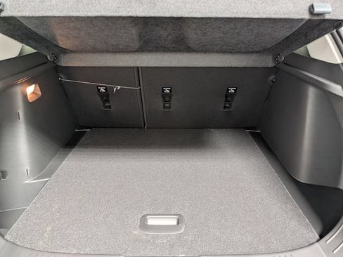 New 2026 Chevrolet Trax LT w/ LT Convenience Package FWD image 14