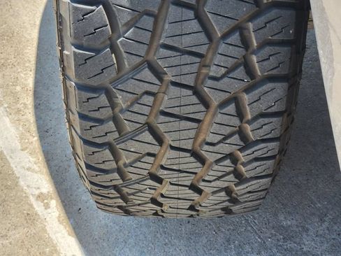 Used 2022 Jeep Wagoneer Series III w/ Flexible Seating Group RWD image 11