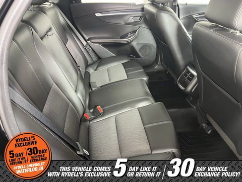 Certified 2016 Chevrolet Impala LT image 17
