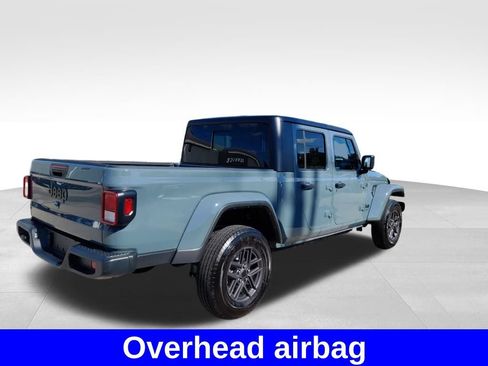 Used 2024 Jeep Gladiator Sport AWD/4WD image 10
