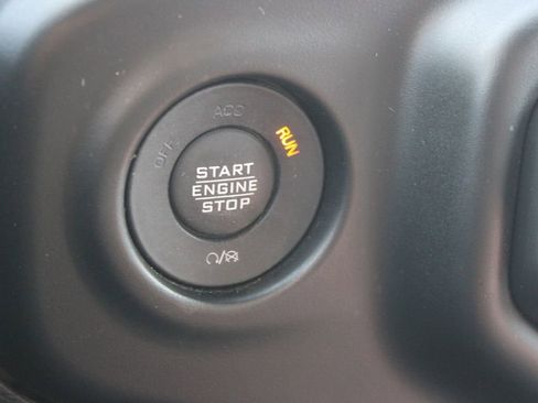 Used 2023 Jeep Wrangler Unlimited Sahara w/ Cold Weather Group AWD/4WD image 24