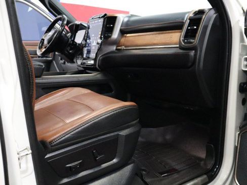 Used 2023 RAM 3500 Limited AWD/4WD image 68