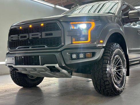 Used 2019 Ford F150 Raptor w/ Equipment Group 802A Luxury AWD/4WD image 4