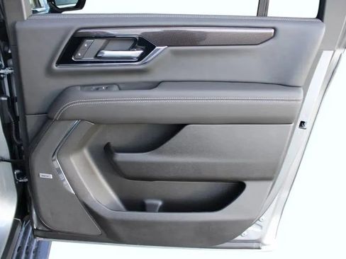 New 2026 GMC Yukon XL Elevation w/ LPO, Floor Liner Package image 20