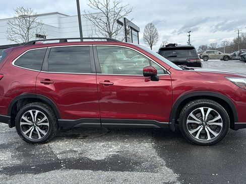 Used 2019 Subaru Forester Limited image 2