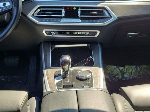 Used 2022 BMW X5 xDrive45e w/ Climate Comfort Package AWD/4WD image 21