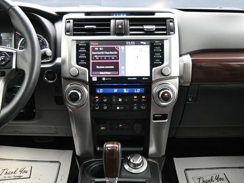 Used 2021 Toyota 4Runner Limited AWD/4WD image 19