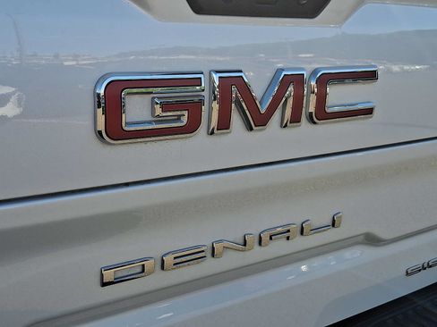 Used 2024 GMC Sierra 1500 Denali AWD/4WD image 30