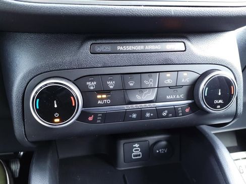 Used 2025 Ford Escape Active w/ Cold Weather Package image 23