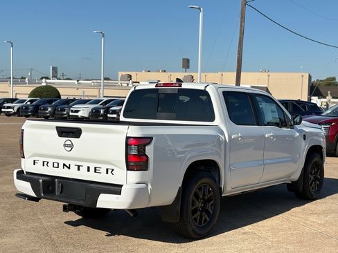 New 2026 Nissan Frontier SV w/ Tow Package image 7