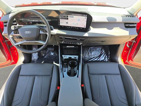 New 2026 Audi Q3 quattro 2.0T AWD/4WD image 9