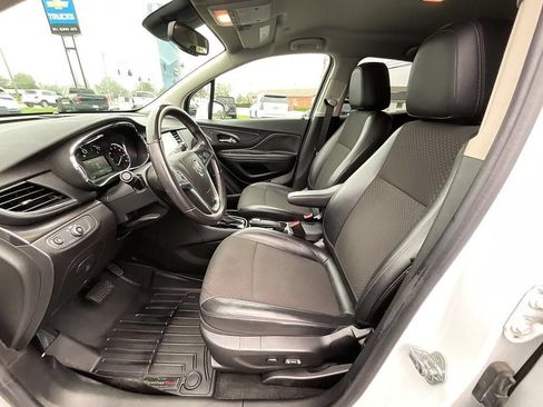Used 2018 Buick Encore Preferred AWD/4WD image 5