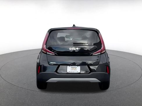 Used 2025 Kia Soul LX w/ LX Technology Package FWD image 12