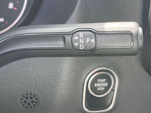 Used 2024 Mercedes-Benz Sprinter 2500 image 33