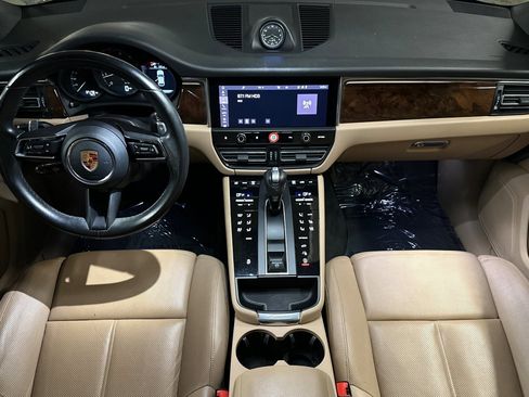 Used 2023 Porsche Macan AWD/4WD image 12