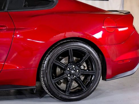 Used 2019 Ford Mustang Coupe w/ Black Accent Package RWD image 13