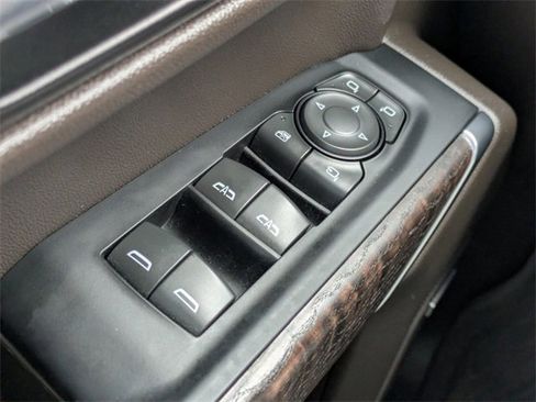Used 2022 GMC Sierra 1500 Denali w/ Denali Premium Package image 25