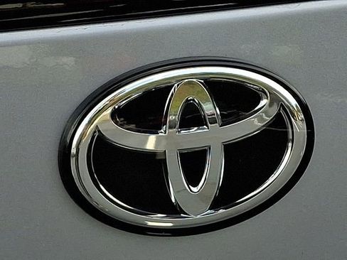 New 2025 Toyota GR86 Premium image 20